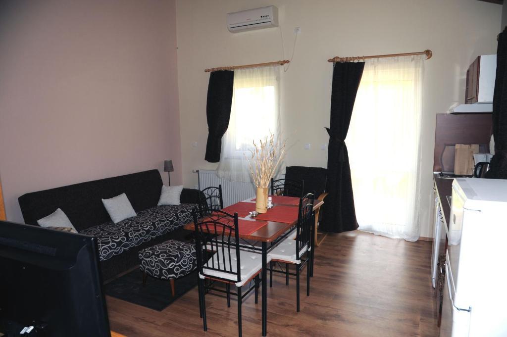 Arany Szolo Wellness Apartmanhaz Heviz Bilik gambar