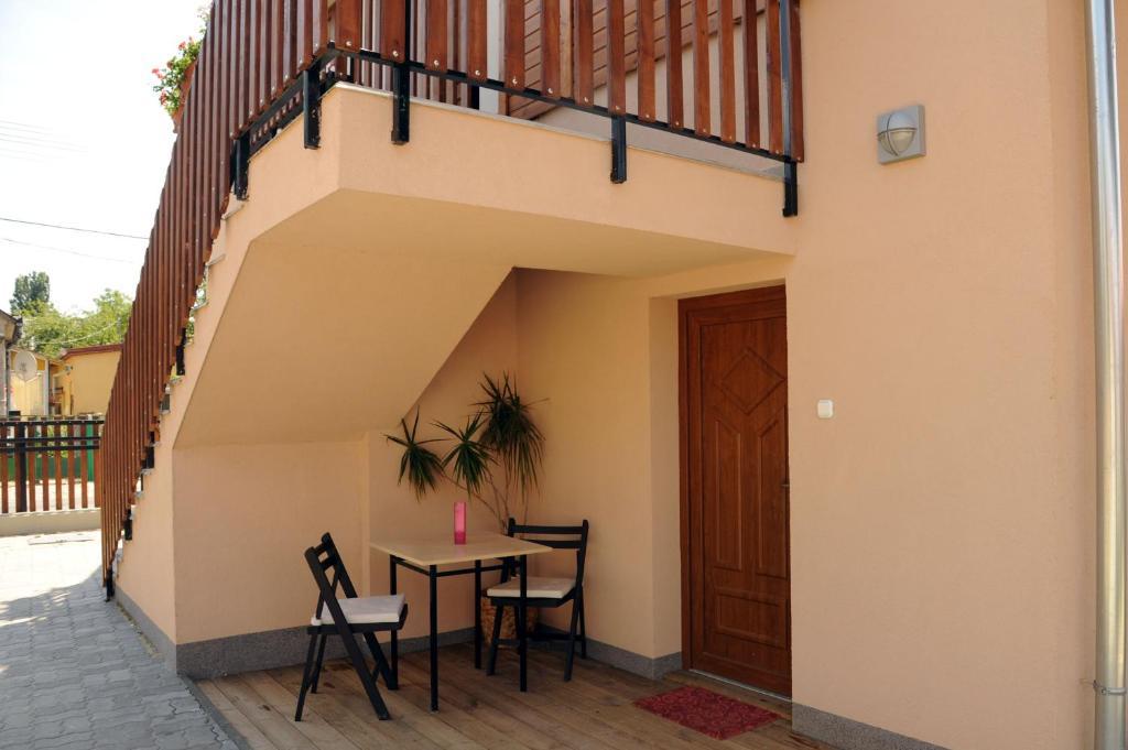 Arany Szolo Wellness Apartmanhaz Heviz Bilik gambar