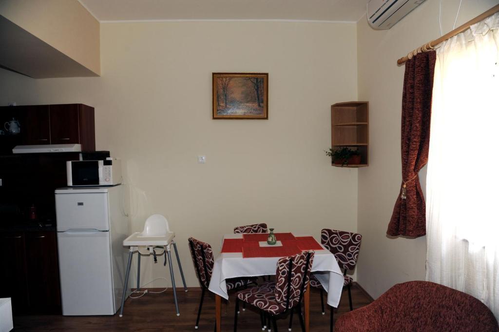Arany Szolo Wellness Apartmanhaz Heviz Bilik gambar